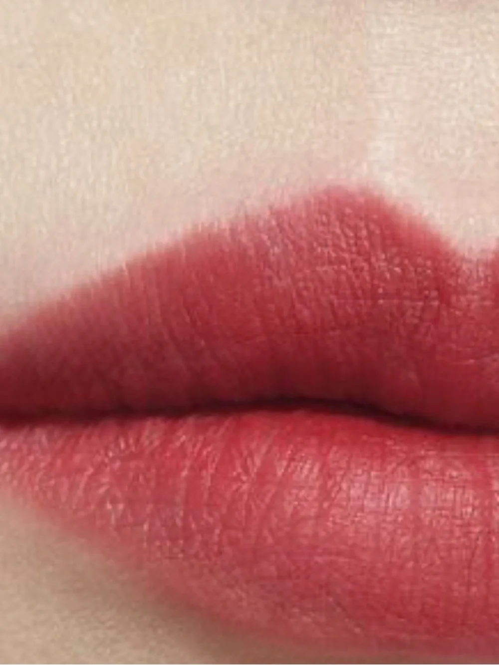 ⚡️❤️CHANEL Rouge Coco Lip Blush Teasing Pink